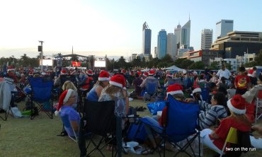 Öffentliches Weihnachtssingen in Perth